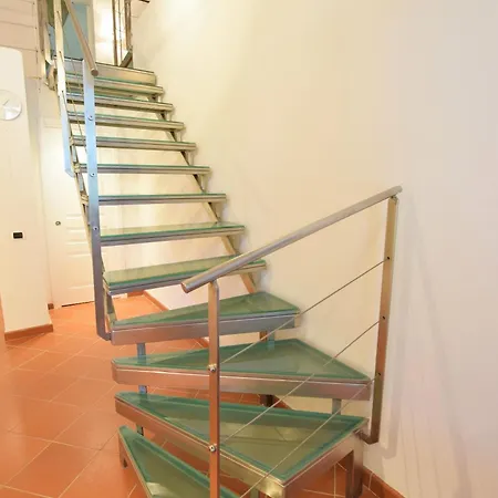 Residenza Sul Mare, Con Giardino Semesterbostad Capo D'arco